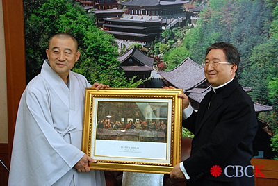 김희중 대주교, 14일 낙산사 방문해 부처님 오신날 메시지 전달