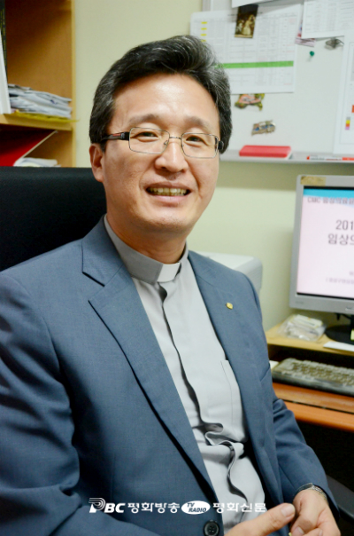 [인터뷰] 김평만 신부 "인문사회의학과 10년, 환자들의 온전한 이웃되기위해 힘쓸 것"