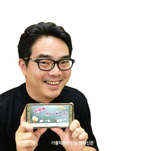 [인터뷰] 이영제 신부 "인터넷 생방송 `가톨릭주유소`서 청년들과 직접 소통...신자들 신앙살림에 보탬됐으면"