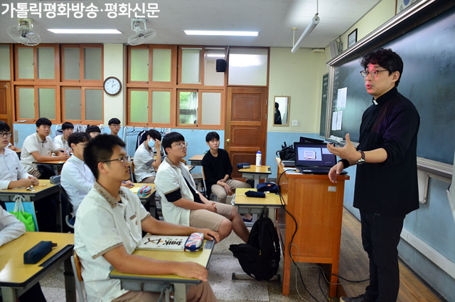 서울대교구 사제·부제들 동성고 1일 ‘생명존중교사’로 파견