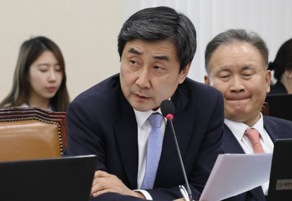 [인터뷰] 이종걸 "北, 달리는 기차서 뛰어내릴 수 없어"