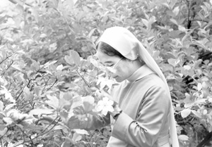 하느님을 향한 '꽃의 노래' 88송이