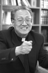 대사전 편찬 주역 한국교회사연구소장 김성태 신부
