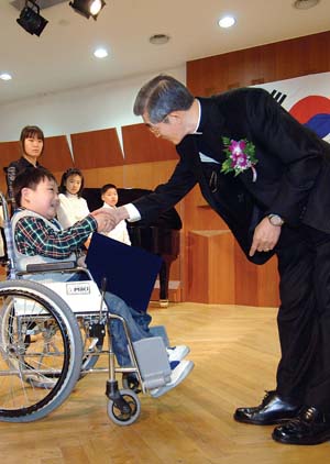 "우리 모두 생명 지킴이 될래요"