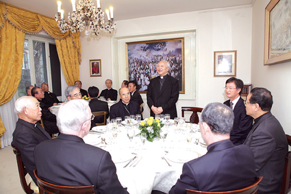 [Ad Limina] 사도 바오로 무덤 참배 후 대사관저ㆍ한인성당 방문