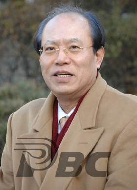 [은빛시대] 가톨릭 영 시니어 아카데미 졸업한 최희조씨