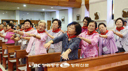 "구십구 살까지 팔팔하게 삽시다"
