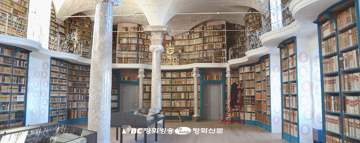 [가톨릭 영성과 전통의 재발견] 중세 가톨릭, '암흑기'아니라 '황금기' 이끌어 