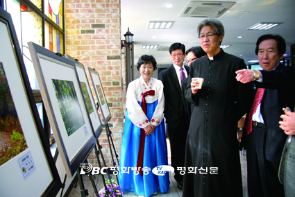 하느님 숨결, 사진에 담아 '주 찬미'