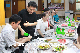 "성당으로 형제모임 초대합니다"