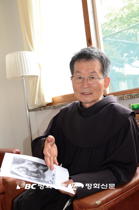 [문화]작은 형제회 이종한 신부, 일반인 대상 성미술 강연 열어... 