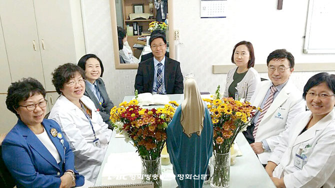점심시간 쪼개 하느님 말씀으로 양식 얻어