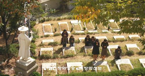 [위령성월 이야기]-죽은 이들을 위해 언제부터 기도했을까?