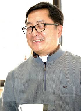 “좋은 봉사자, 뽑기 힘들면 양성해야죠”