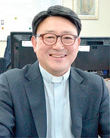 네팔 진료소 건립·장학제도 신설 등 해외 자선활동 강화