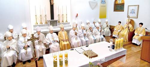 [원주교구 조규만 주교 착좌] 양 냄새 풍기는 착한 목자 맞아 박수 소리 우렁차게