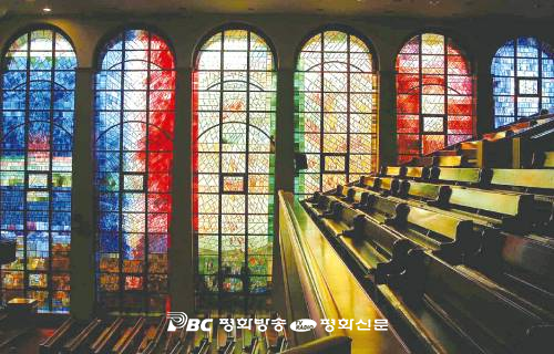 [치유의 빛 은사의 빛 스테인드 글라스] 29. 서울 광림교회의 스테인드글라스