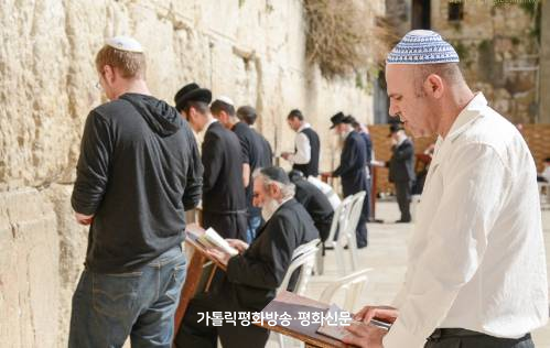 [이창훈 기자의 예수님 이야기] (20)레위를 부르심, 논쟁을 벌이시다(5,27-39)  ...(4,31-44)
