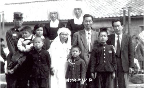 [구요비 주교] 누구에게나 한결같이 귀 기울이는 ‘경청의 사제’