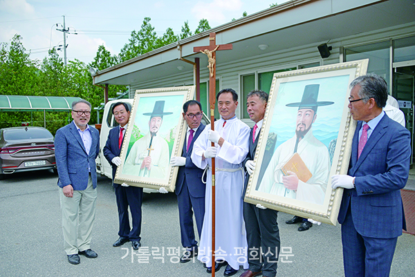 기도와 고증으로 완성한 ‘뵌 적 없는 순교자’ 영정