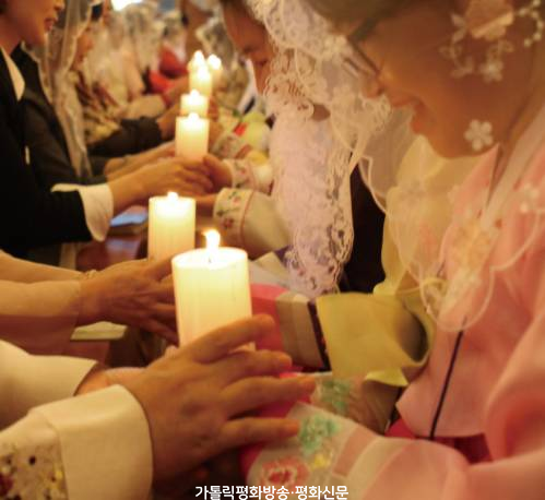[성사풀이](7)대부모, 신앙의 모범 전하는 영적 부모
