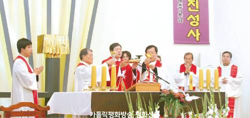 대구 김천평화본당 60주년, 신자 105명 견진성사