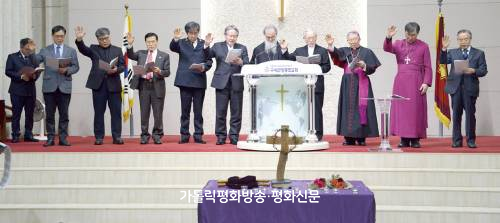 가톨릭은 마리아교? 하느님의 어머니 성모님에 대한 공경