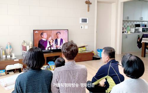 “교회, 지금까지 단 한 차례도 미사 중단한 적 없다”