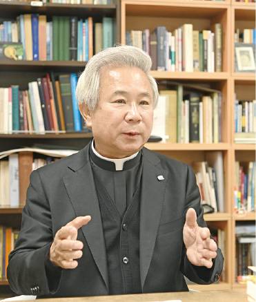 하느님이 부여한 인간의 근원적 가치와 역할을 고찰하다