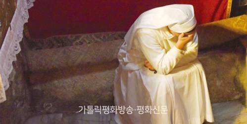 중국 수녀 8명, 정부 감시·박해로 수녀원 떠나