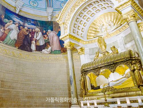 “아무 말 없이 그저 하느님을 봅니다”