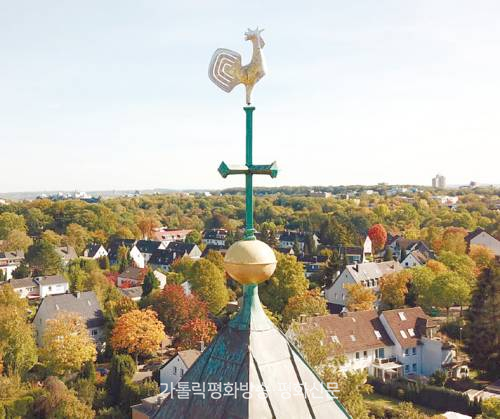 생명의 빛으로 인간을 인도하는 풍향계