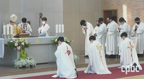 대전교구, 새 사제 3명 배출 