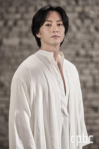 뮤지컬배우 마이클리...깊은 신앙심으로 ‘지저스’ 열연